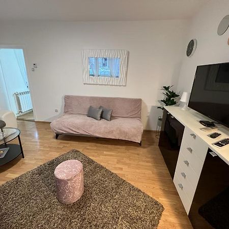 Apartman Lara Zagreb Ngoại thất bức ảnh