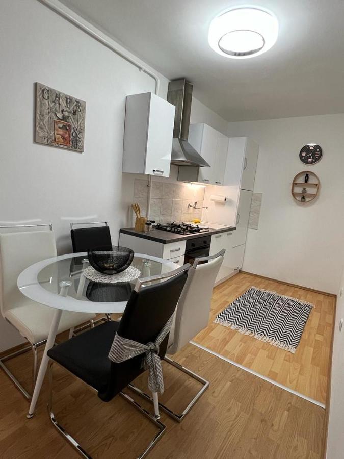 Apartman Lara Zagreb Ngoại thất bức ảnh