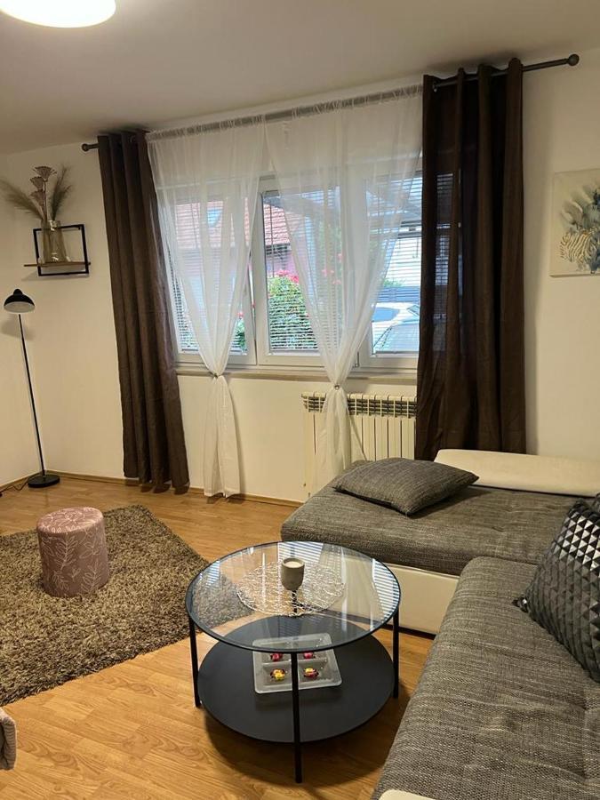 Apartman Lara Zagreb Ngoại thất bức ảnh