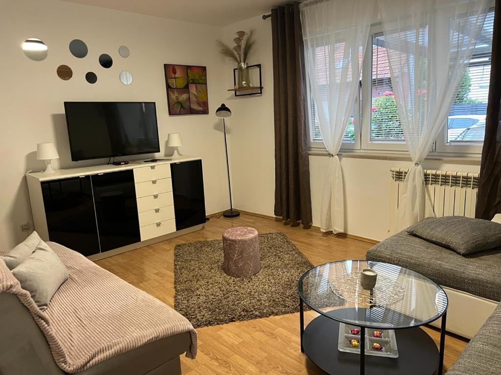 Apartman Lara Zagreb Ngoại thất bức ảnh