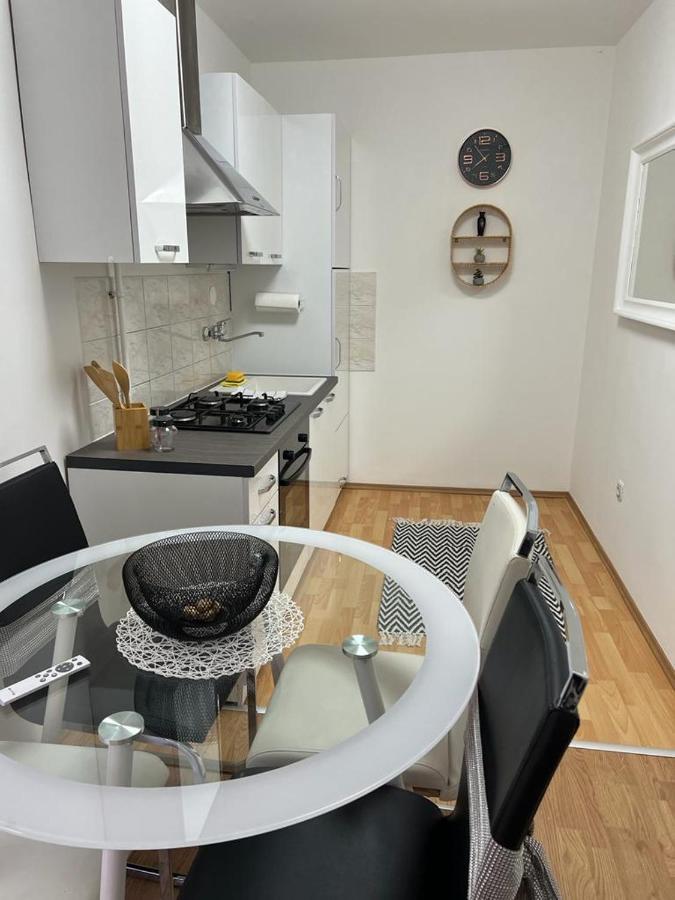 Apartman Lara Zagreb Ngoại thất bức ảnh