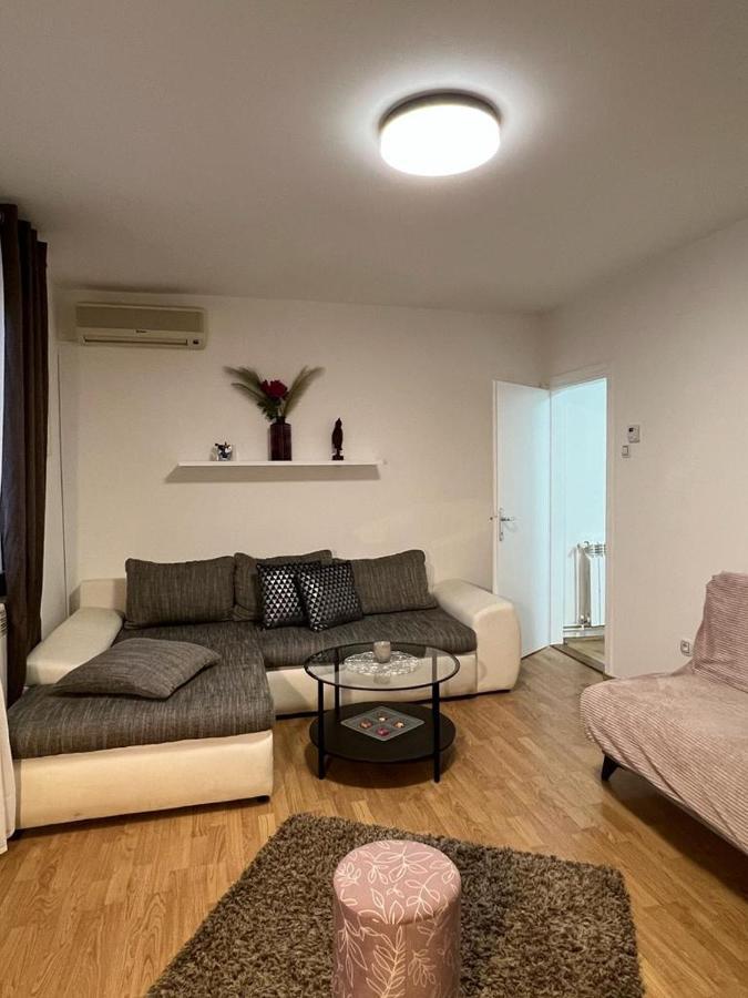 Apartman Lara Zagreb Ngoại thất bức ảnh