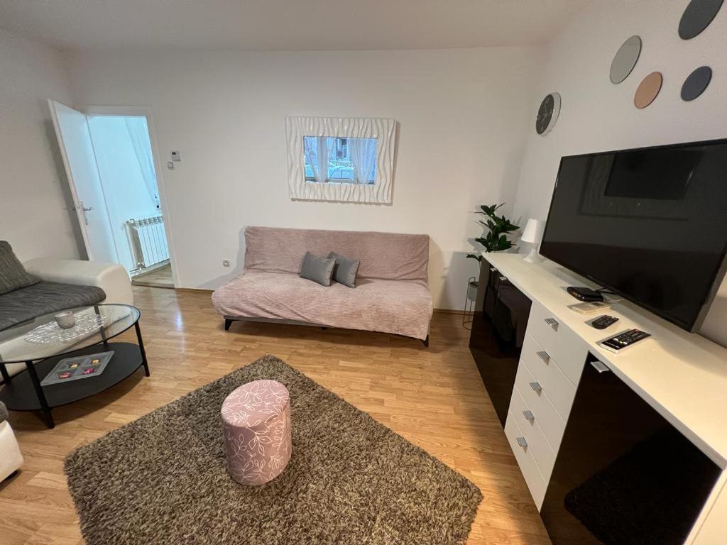 Apartman Lara Zagreb Ngoại thất bức ảnh